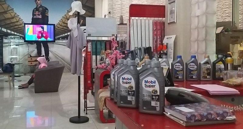 Mobil Lubricants All-in-One Protection 0W-20